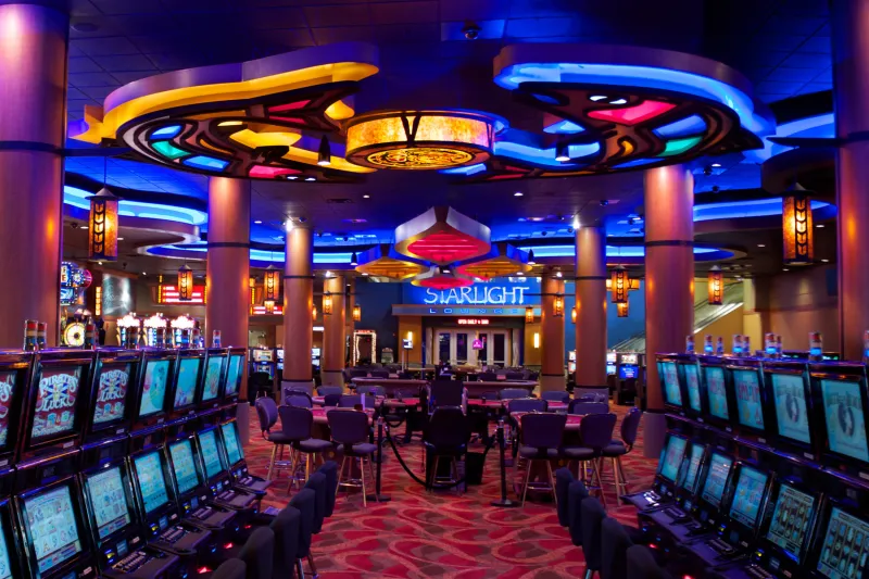 Casino Loyalty Programs Decoded: Separating Genuine Rewards from Expensive Traps